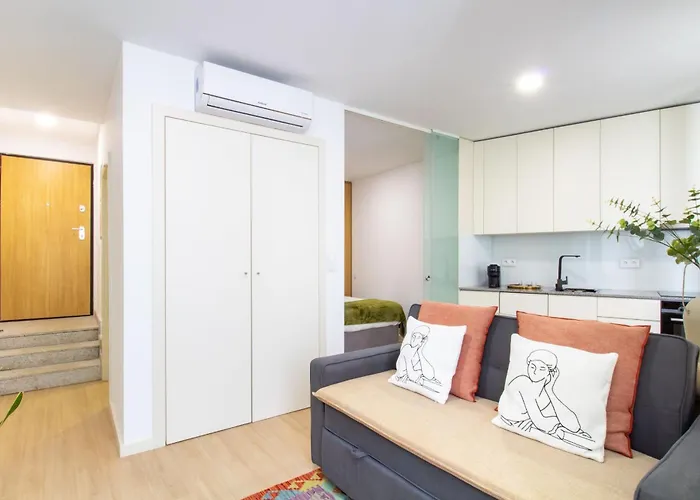 Santa Catarina W Patio By Lovelystay Appartement Oporto