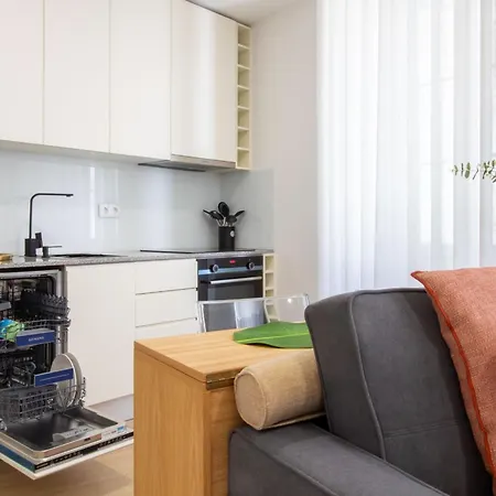 Santa Catarina W Patio By Lovelystay Porto